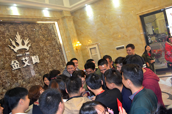 91看片的免费的网站陶新年開工，2017擼起袖子拚命幹！