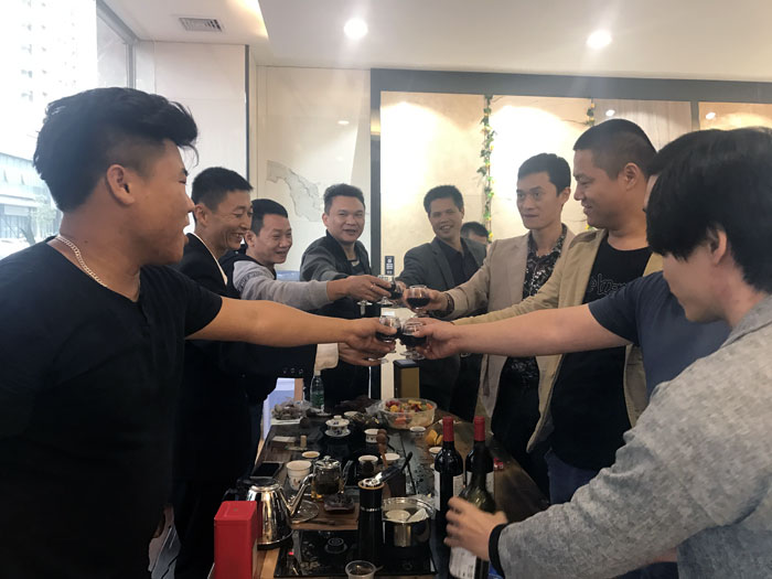 陶瓷一線91看片在线观看免费 91看片的免费的网站陶瓷磚 中山古鎮300平專賣店開業盛典圓滿成功